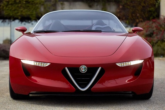 Alfa Romeo Spider 2013 elölnézet